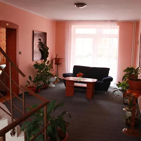 Hotel Garni Anne-mary 3*