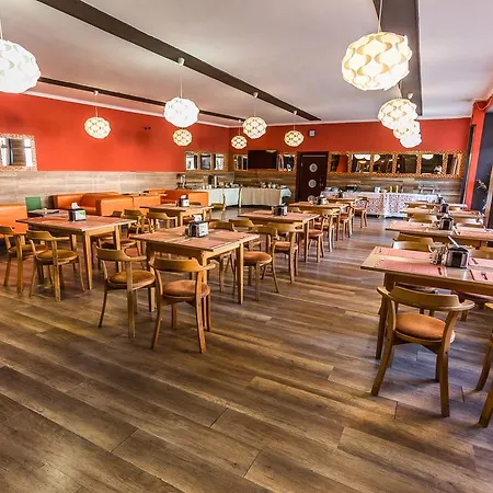 Garni Anne-mary Hotel Piest'any