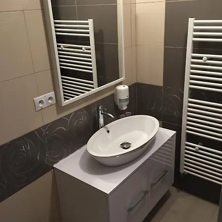 Garni Anne-mary Otel