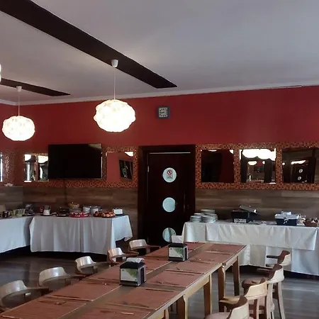 Hotel Garni Anne-mary Piest'any