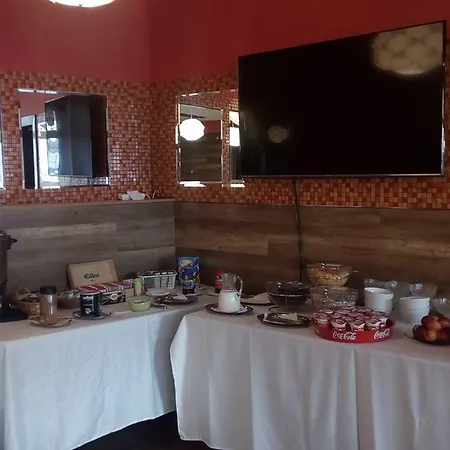 Hotel Garni Anne-mary Piest'any