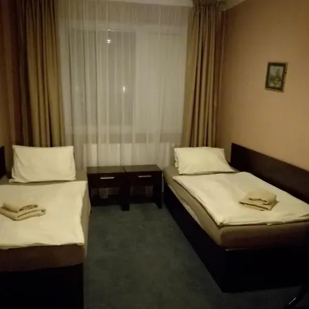 Hotel Garni Anne-mary Piest'any