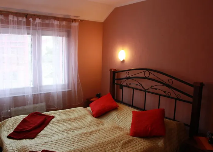 Hotel Garni Anne-mary Piest'any