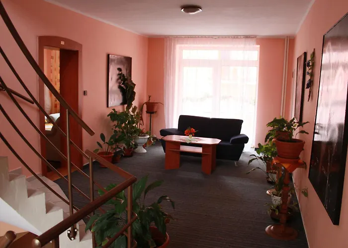 Hotel Garni Anne-mary 3*
