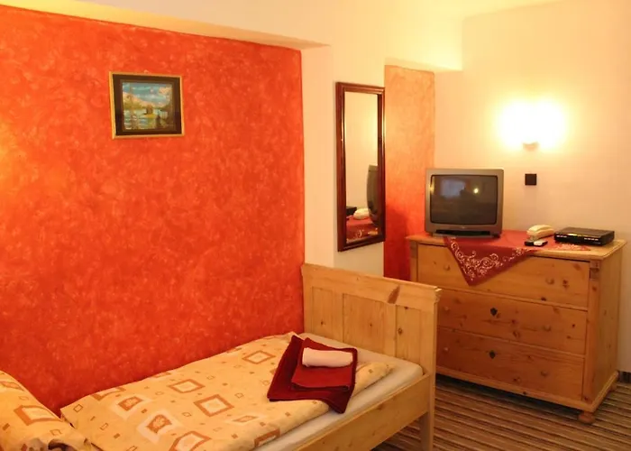 Hotel Garni Anne-mary Piest'any