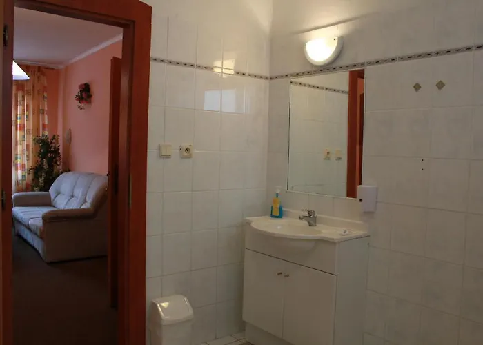 Garni Anne-mary 3*