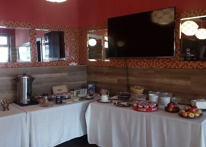Hotel Garni Anne-mary Piest'any
